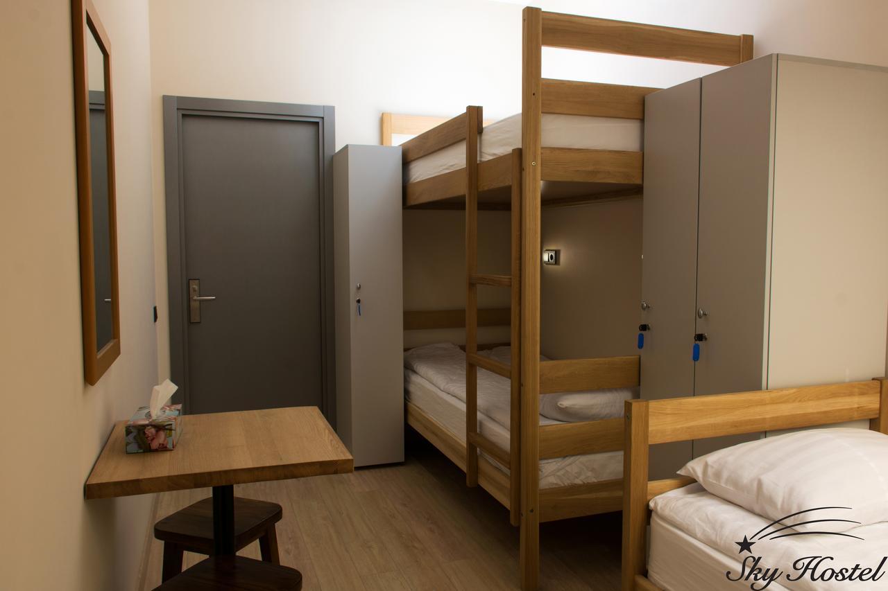 Sky Hostel Kiev Eksteriør billede