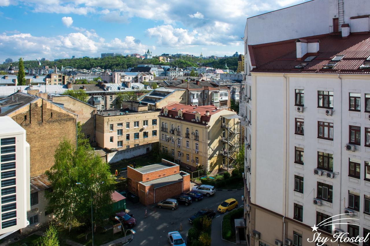 Sky Hostel Kiev Eksteriør billede